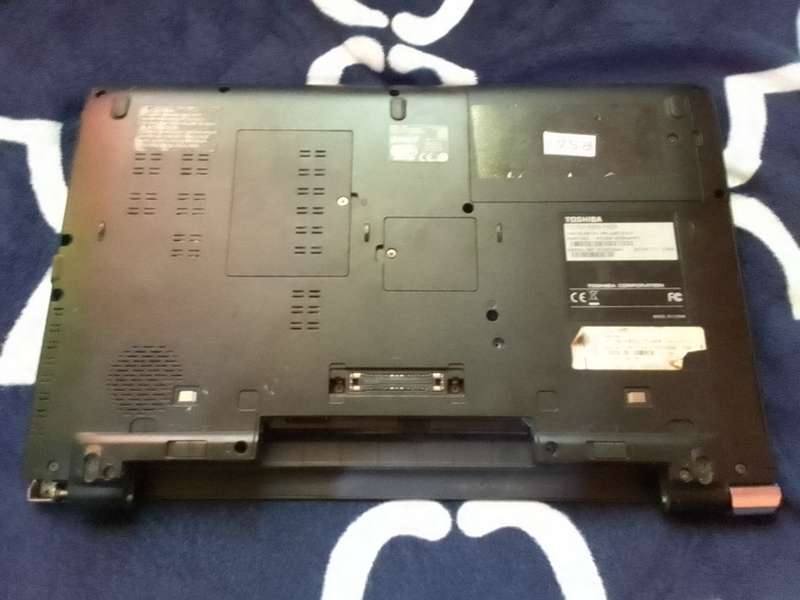 #2 Toshiba Tecra R850 Core i7 Laptop(Read)