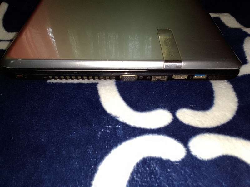 Packard Bell EazyNote TE Touch Screen Laptop (Read)