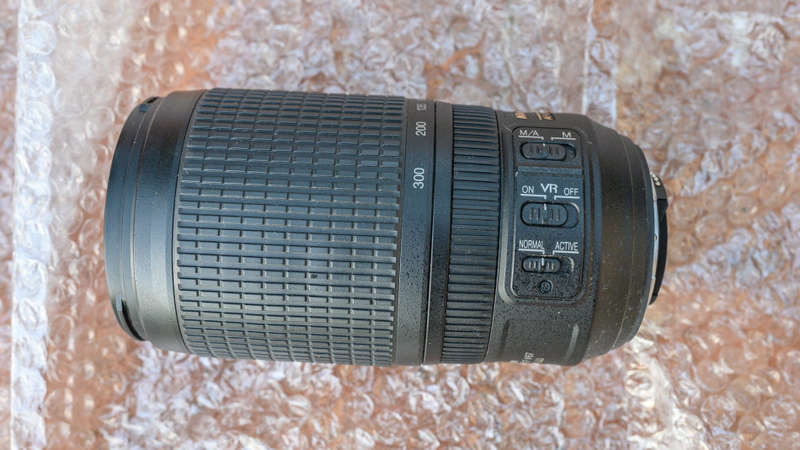 Nikon AF-S 70-300mm F4.5-5.6G ED [FOR PARTS/REPAIR]