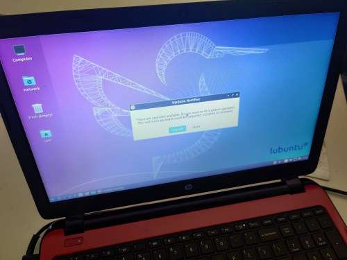 HP 15-r116ni red laptop with upgraded SSD (Adata ASU750SS-512GT-C Ultimate SU750 512GB)