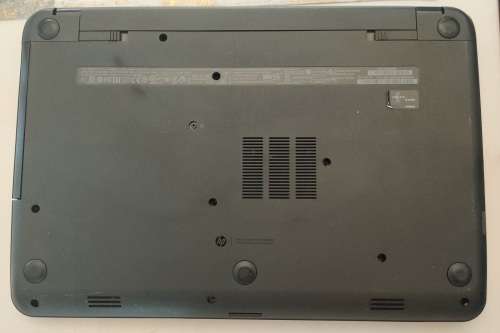 HP 15-r116ni red laptop with upgraded SSD (Adata ASU750SS-512GT-C Ultimate SU750 512GB)