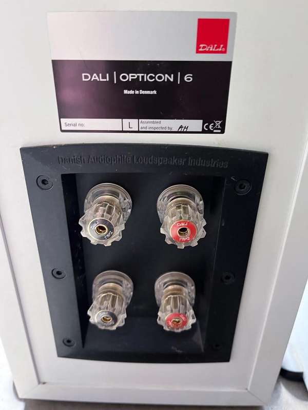 Dali Opticon 6 (MK I) Floorstanding Speakers