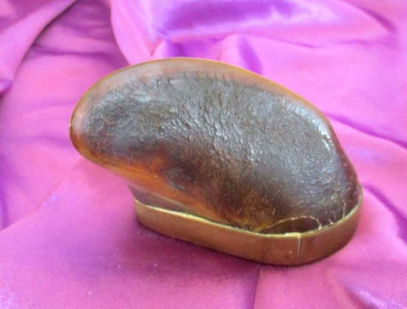 AN EDWARDIAN SNUFF BOX WITH AN ENGRAVED COLONEL'S NAME AND A TRENCH ART BULLET