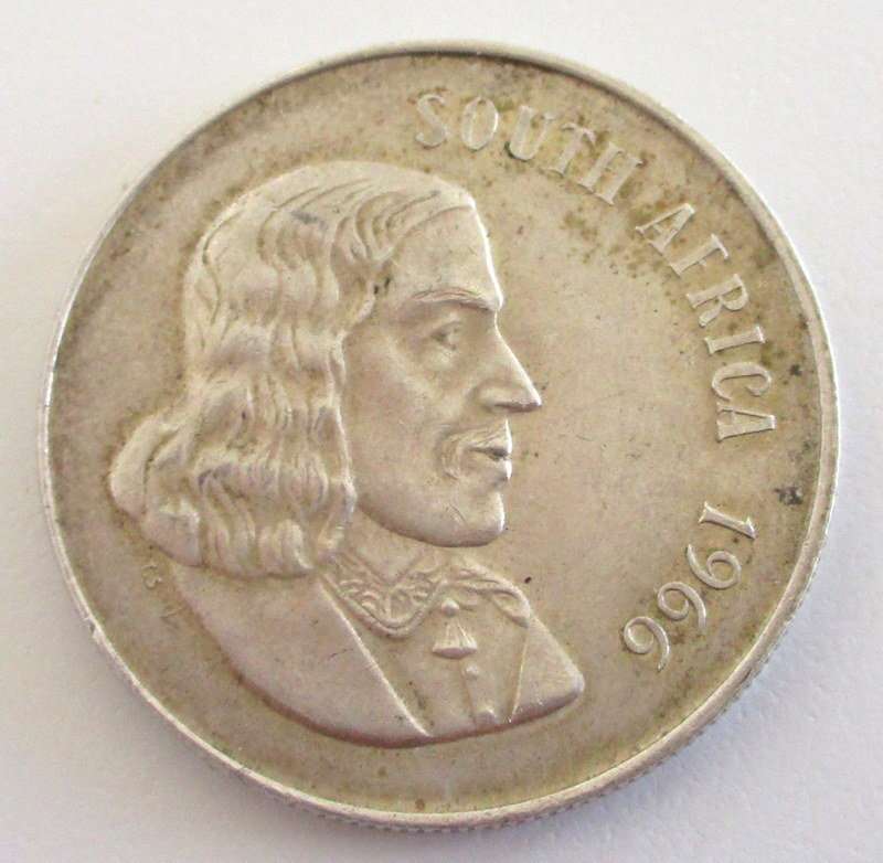 2 1966 SOUTH AFRICAN ONE RANDS --,800 SILVER