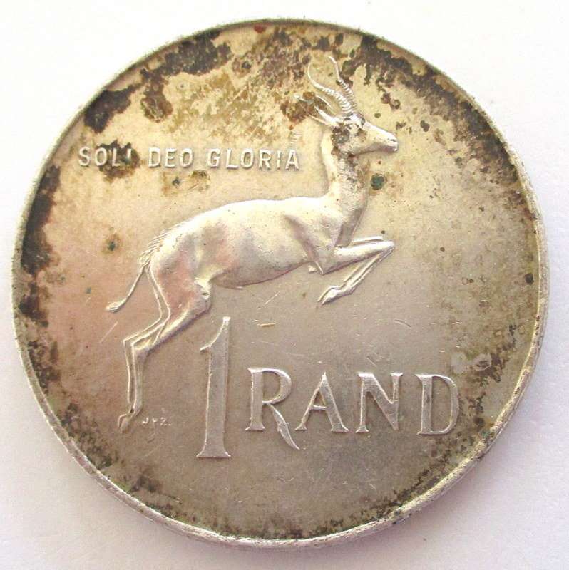2 1966 SOUTH AFRICAN ONE RANDS --,800 SILVER