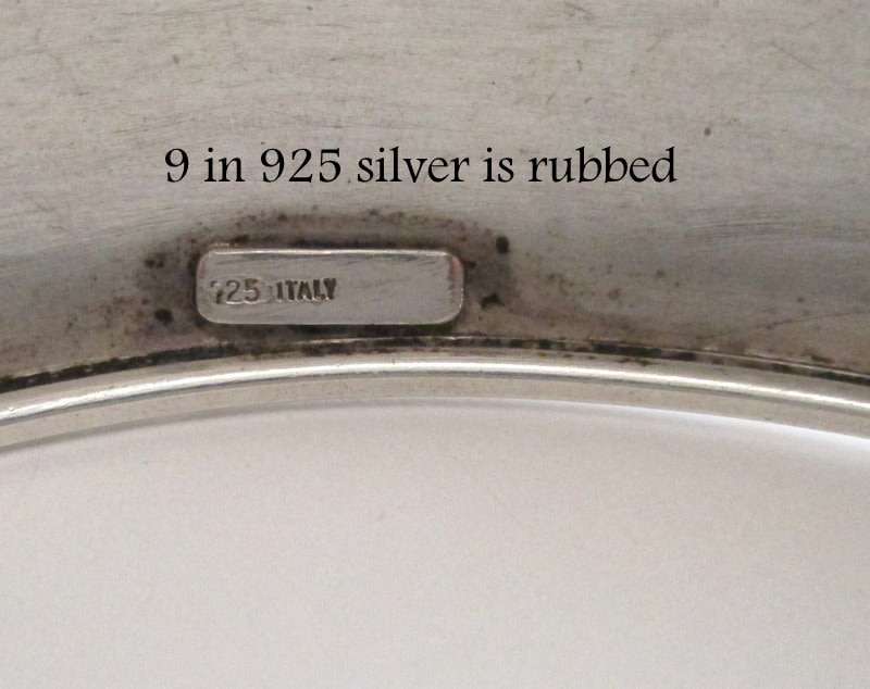 A VINTAGE SOLID SILVER BANGLE------WEIGHT 28,3 Gram