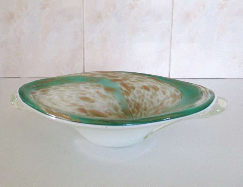 A STUNNING MURANO BOWL--MINT GREEN AND GOLD FOIL-Fratelli Toso