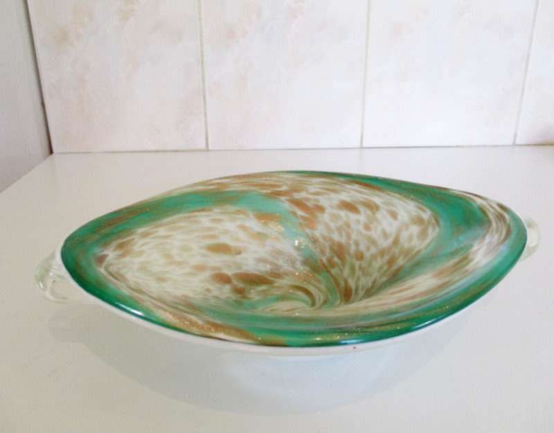 A STUNNING MURANO BOWL--MINT GREEN AND GOLD FOIL-Fratelli Toso