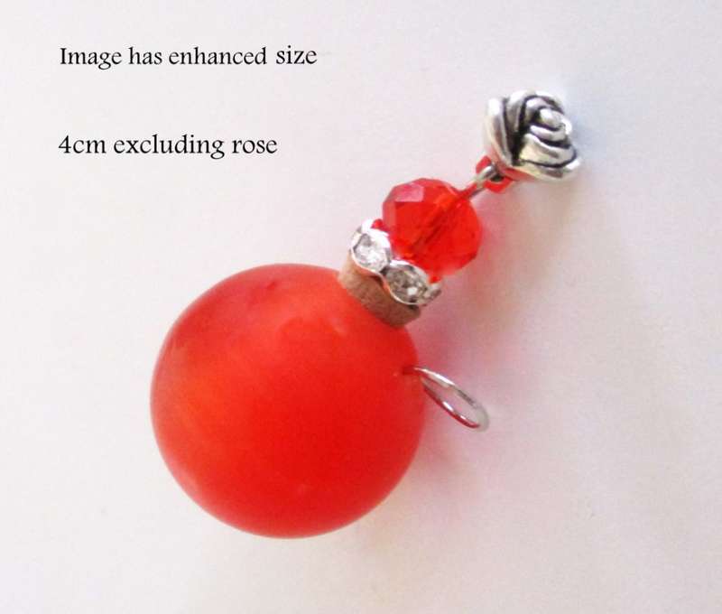 AN AROMATHERAPY HAND BLOWN GLASS BOTTLE PENDANT--Do it yourself