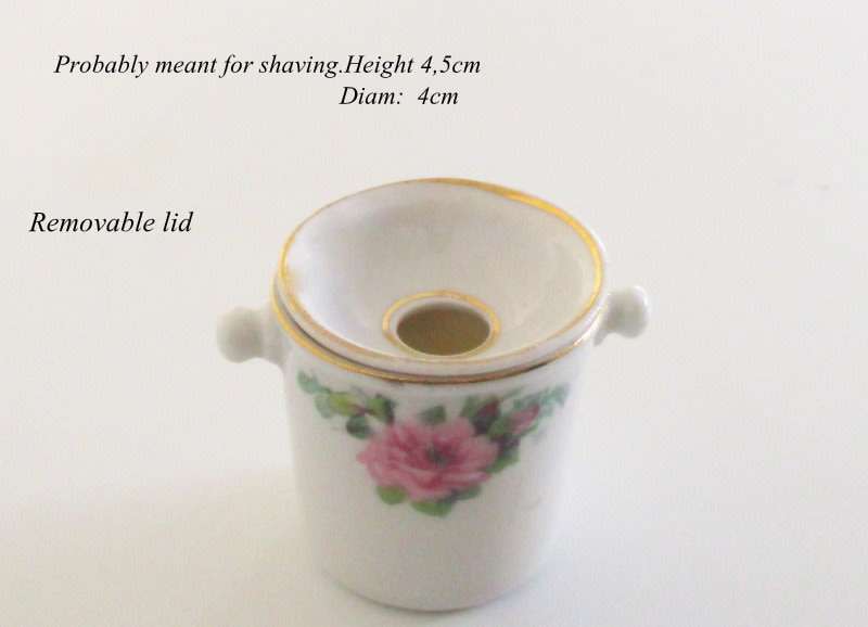 A MINIATURE TO SMALL PORCELAIN CHAMBER SET--PERFECT