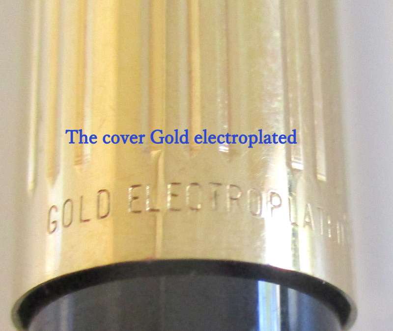 A SHEAFFER FOUNTAIN PEN WITH A 14ct GOLD NIB AND GOLD PLATED COVER