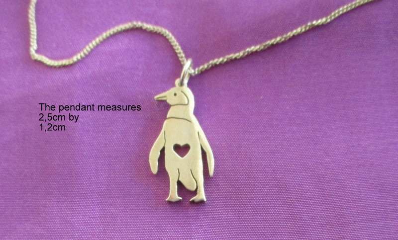 SILVER JEWELLERY WITH SMALL DEFECTS SELLING AS SCRAP BUT SOME OKAY