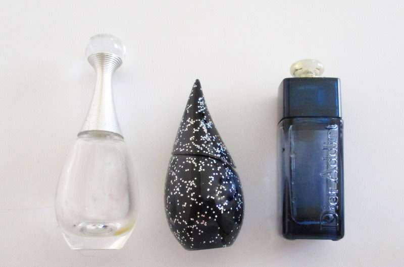 A LOT OF 9 SMALL PERFUME BOTTLES