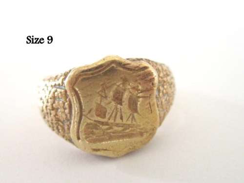 A TRENCH ART RING WW1 ?? BOER WAR ??  WITH A BATAVIAN TYPE SHIP ENGRAVING
