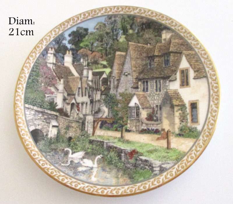 AN ENGLISH COTTAGE WALL PLATE--ROYAL WORCESTER--BY SUE SCULLARD--PERFECT CONDITION