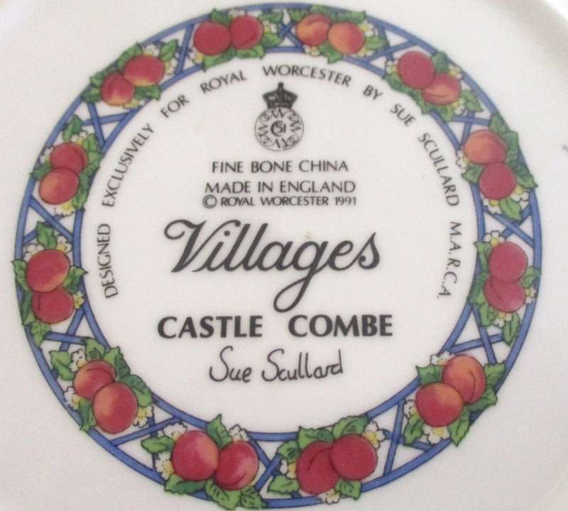 AN ENGLISH COTTAGE WALL PLATE--ROYAL WORCESTER--BY SUE SCULLARD--PERFECT CONDITION