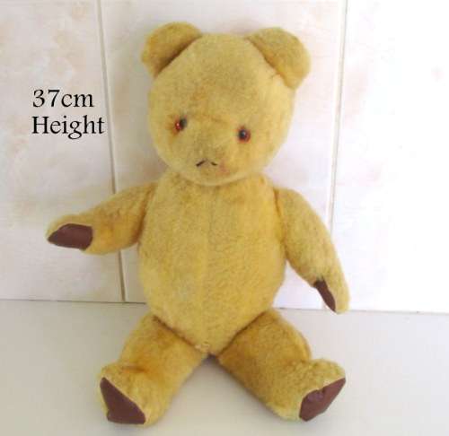 A VINTAGE TEDDY BEAR---Needs a bit of TLC