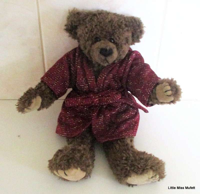 AN OAKBROOK TY INC TEDDY BEARWITH MOVABLE ARMS AND LEGS   ( B )