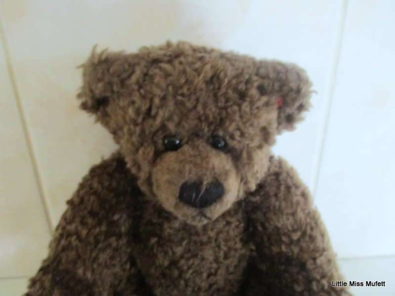 AN OAKBROOK TY INC TEDDY BEARWITH MOVABLE ARMS AND LEGS   ( B )