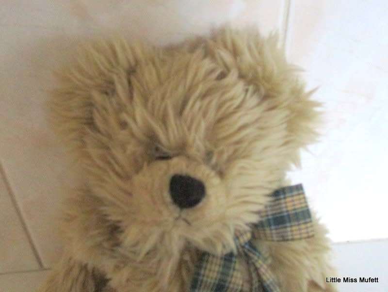 A  VINTAGE TEDDY BEAR BY HEARTFELT GORGEOUS CUDDLY