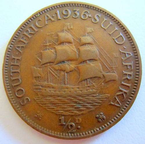 A 1936 SOUTH AFRICAN HALF PENNY---Mintage 407,000---SA 36