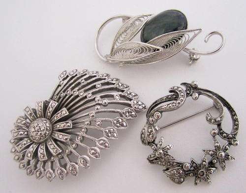 2 BROOCHES--2 MARCASITE AND  1 FILLIGREE WITH A LABDORITE?? STONE  (C)