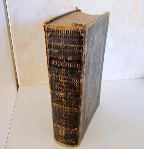 A MEDIUM TO LARGE OLD BIBLE