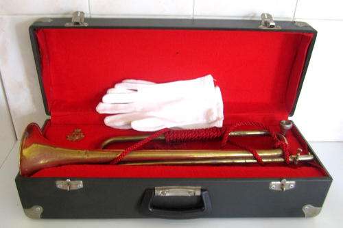 AN ORIGINAL DUKES REGIMENT BUGLE IN ORIGINAL CASE WITH GLOVES