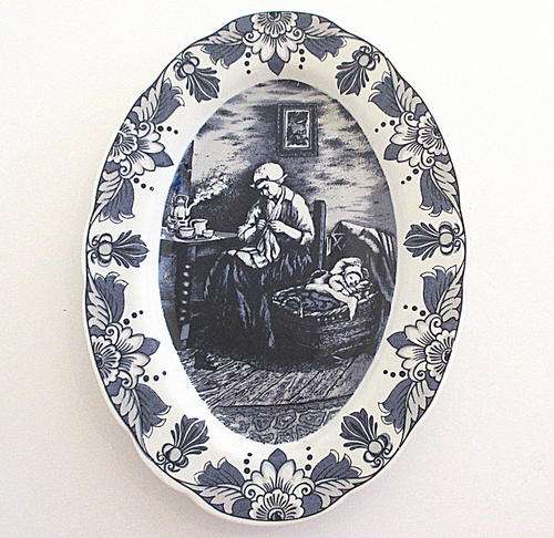 A DELFT OVAL WALL PLATE LIMITED EDITION "THE MOTHER"---Perfect