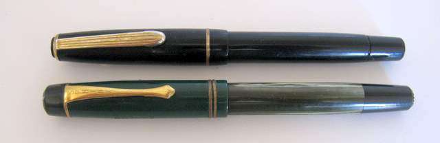 2 VINTAGE FOUNTAIN PENS.