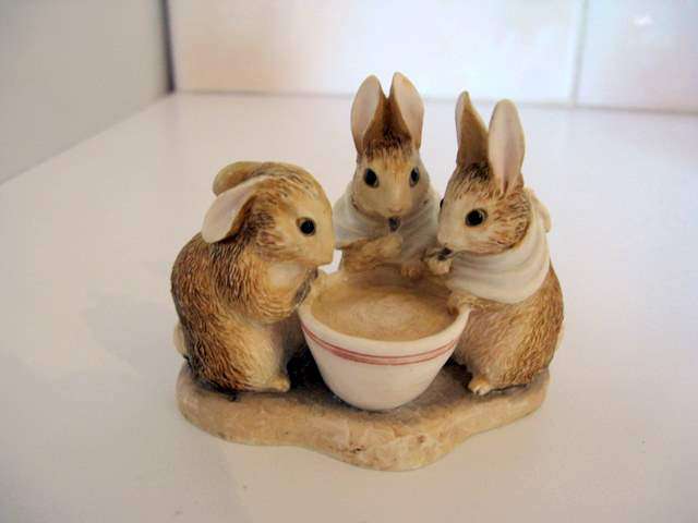 BEATRIX POTTER  FLOPSY,MOPSY, AND COTTONTAIL