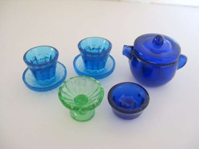 GLASS ITEMS