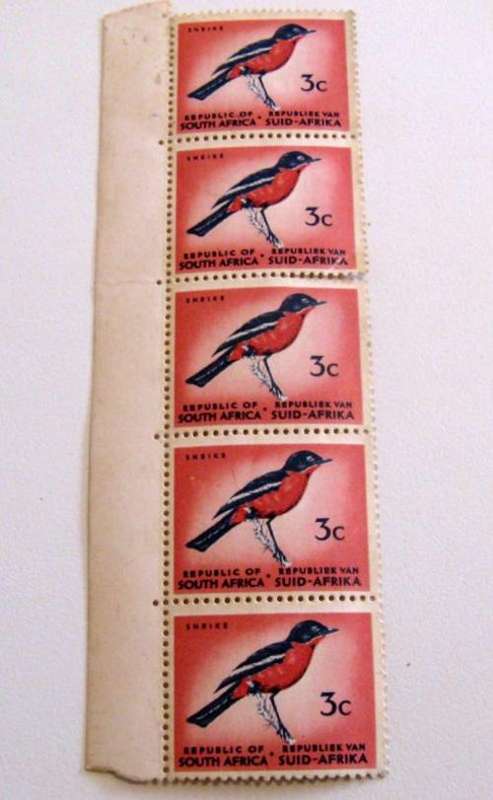 5 UNUSED 3 CENT SOUTH AFRICAN STAMPS--Note