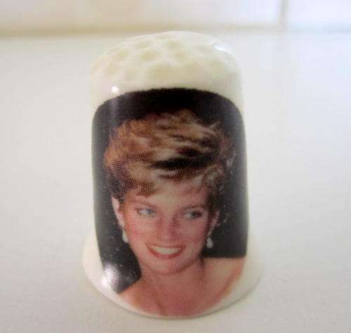 A PRINCESS DIANA THIMBLE---1961-1997