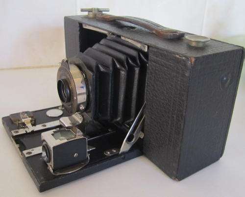 A  VINTAGE KODAK CAMERA---Dated 1909.