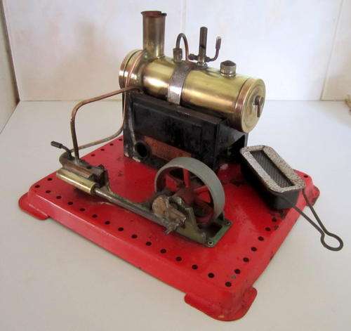 A VINTAGE MAMOD STEAM ENGINE--Note description.