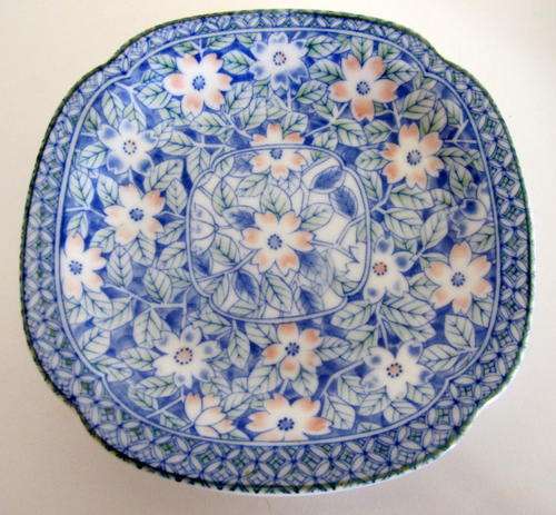AN IMARI WALL PLATE--Small size---BUY NOW