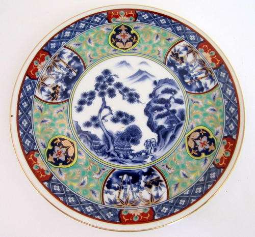 AN IMARI WALL PLATE--Medium size---BUY NOW