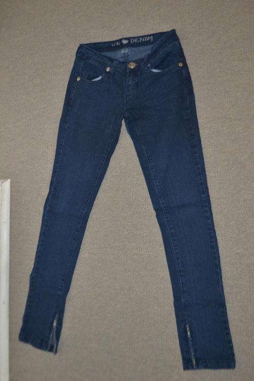 Size 28 skinnys fits a size 30