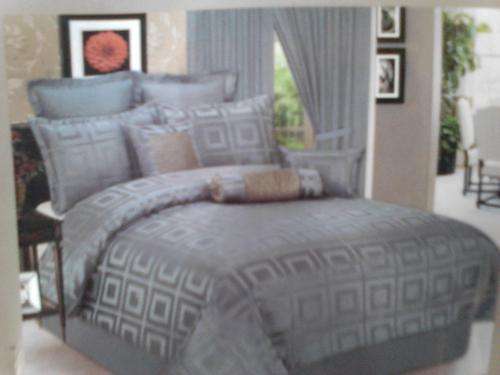 wow wow 17 pc Lovely Luxury Comforter Set special today