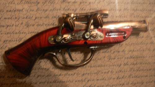 gun display exelent  not open box for collecter what a beauty