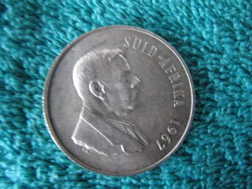 1967 Hendrik Verwoerd silver 1 rand coin GOOD CONDITION