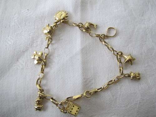 9ct yellow GOLD CHARM BRACELET