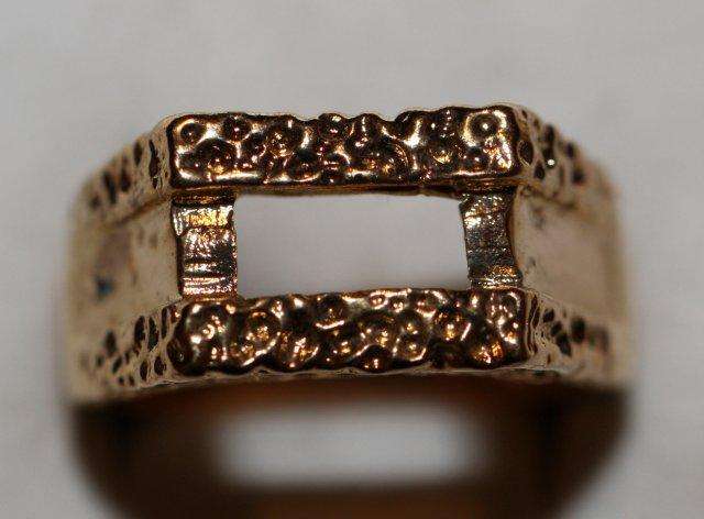 HUGE GOLDTONE RING - MODERN STYLE