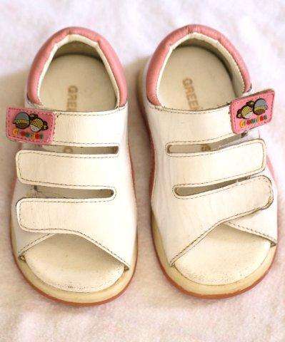 "GREEN + CROSS" LEATHER SANDALS WITH BACK - SIZE 3