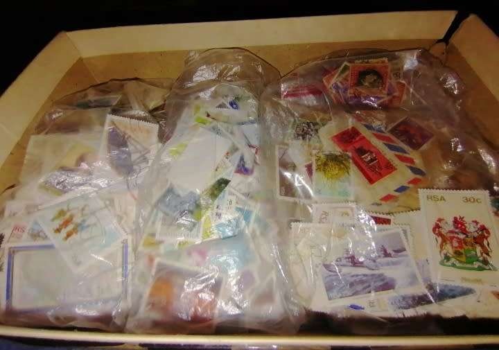 3000 x R.S.A Stamps in box