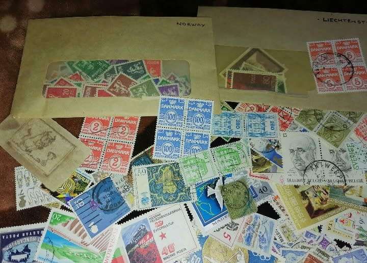 2000 x World Stamps - very nice lot from various countries