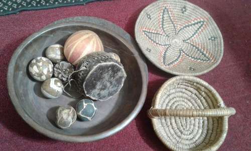 Table decorating art