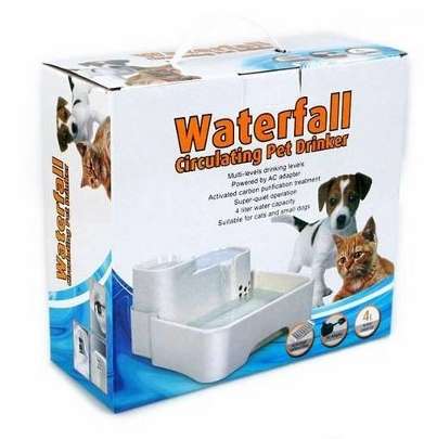 Automatic Pet Water Fountain. 4 litres. Fresh flowing. STOCK ITEM. Free Postage