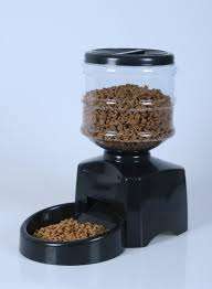 Automatic Pet Feeder - Medium Capacity - With LCD and Voice Recording. STOCK ITEM